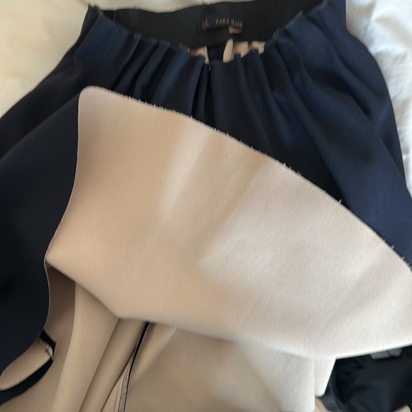 Zara Navy Blue Mini Skirt - Picture 4 of 4